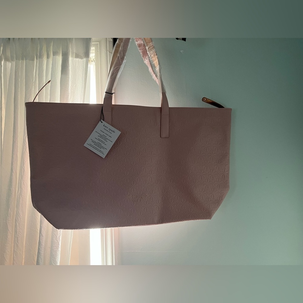 Kate Spade Purse.